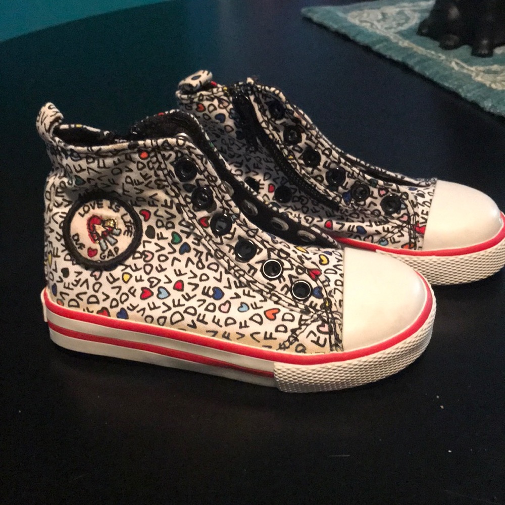 DVF heart GAP size 7 toddler high top sneakers